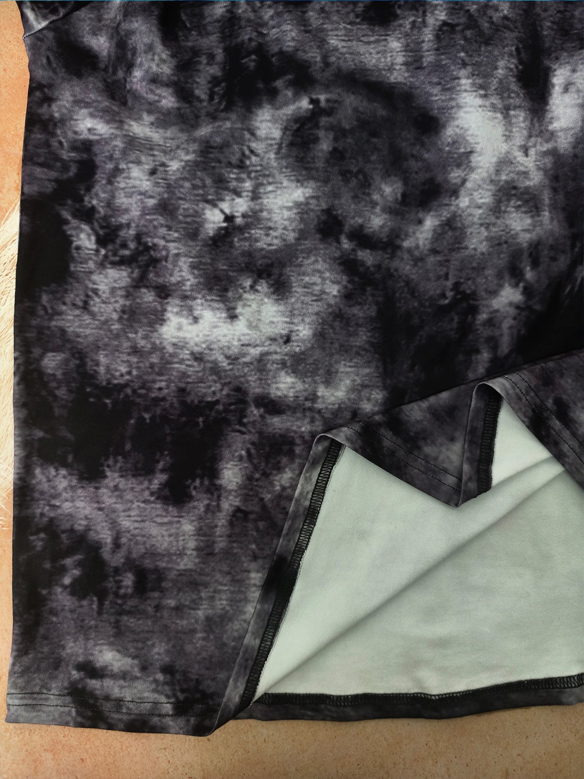 plus size women's tie dye printed long sleeved T-shirt made of polyester knitted fabric elegant lace up casual and comfortable - Chrissy's Eye