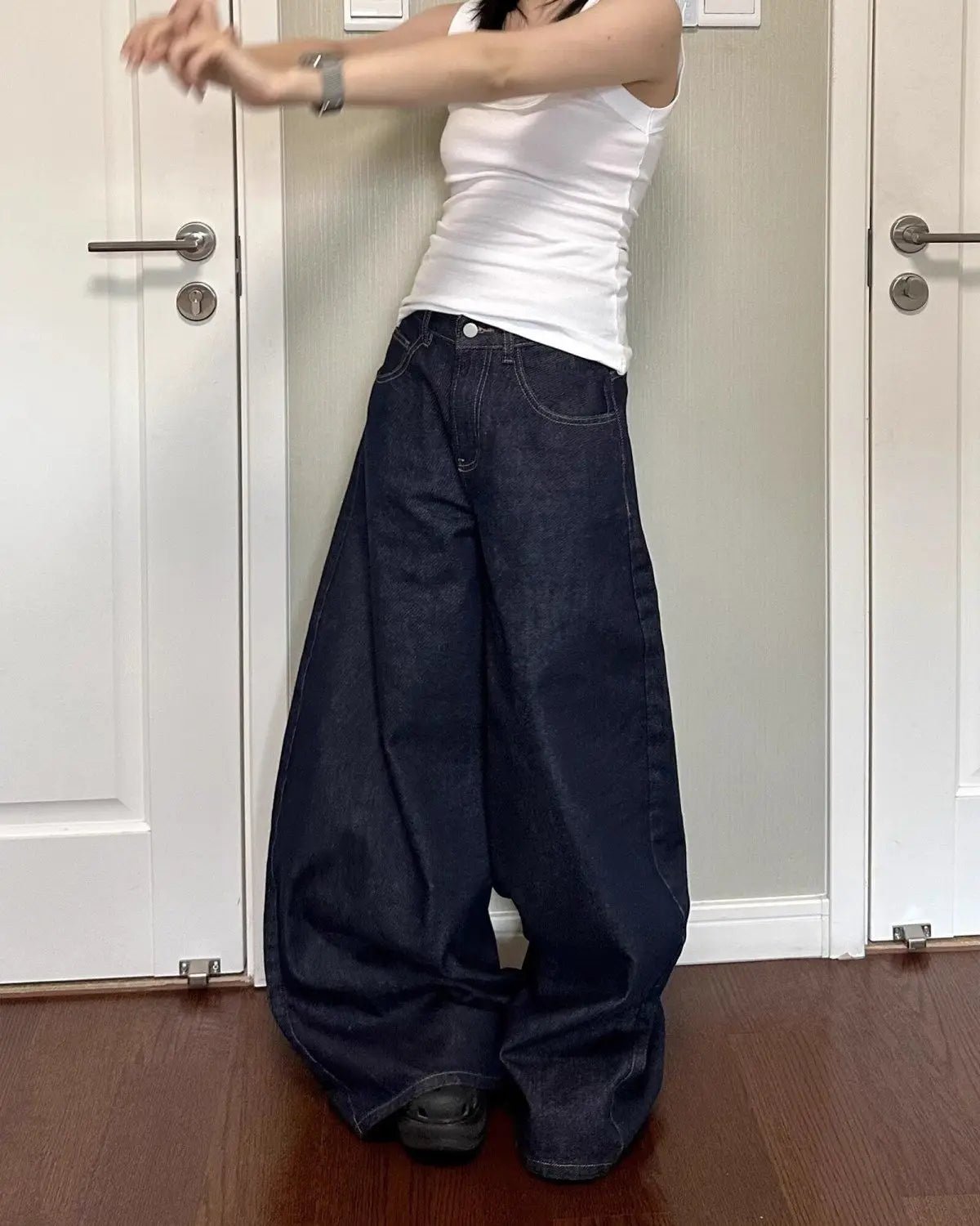 New American Women Black High Street Vibe Wide-Leg Jeans for Autumn and Winter for Men and Women Washed Loose Straight Pants - Chrissy's Eye