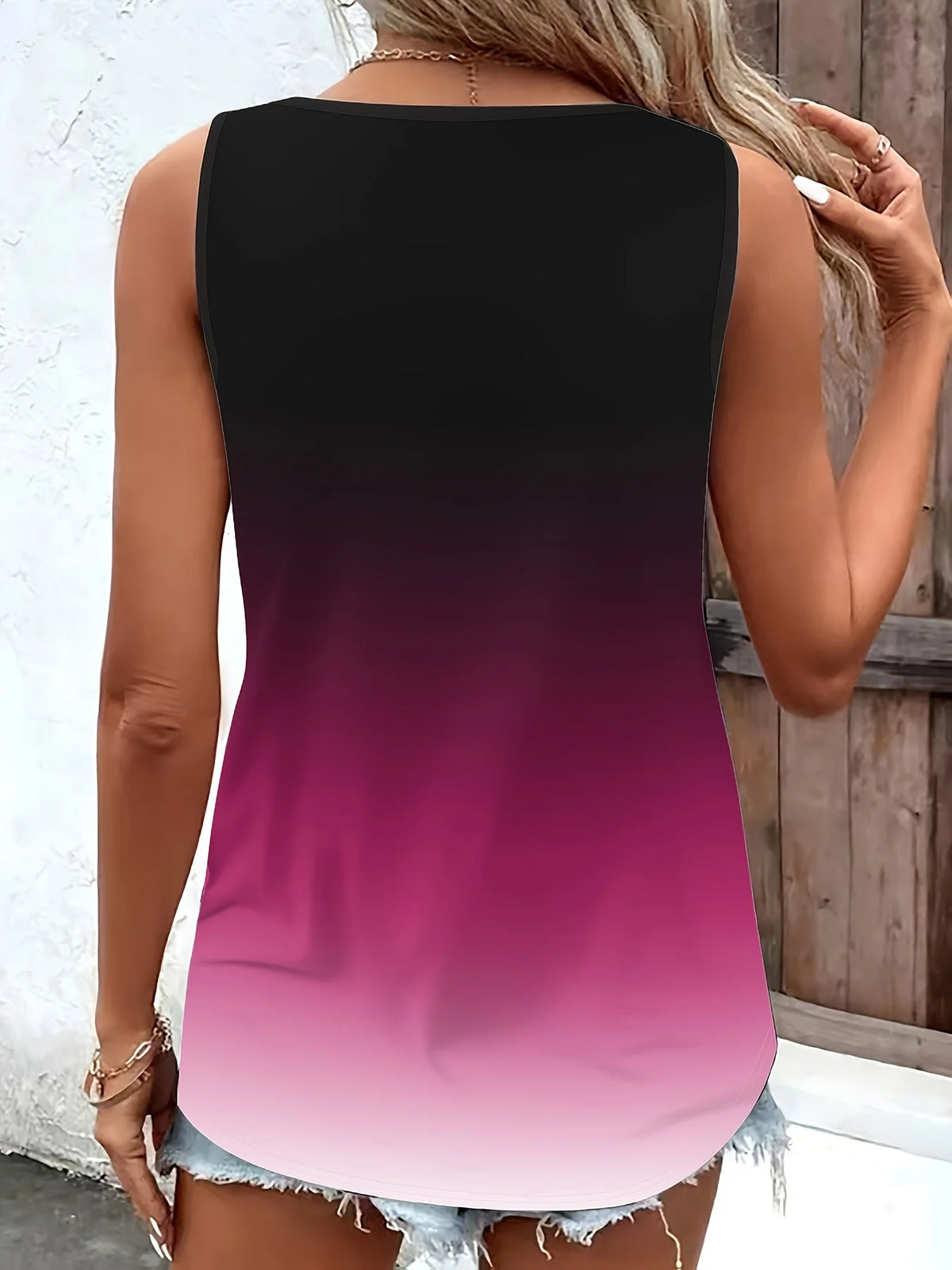 Plus Size Women's Gradient Tank Top with Stylish Ring Detail Comfortable Casual Wear Versatile Sleeveless Summer Blouse - Chrissy's Eye
