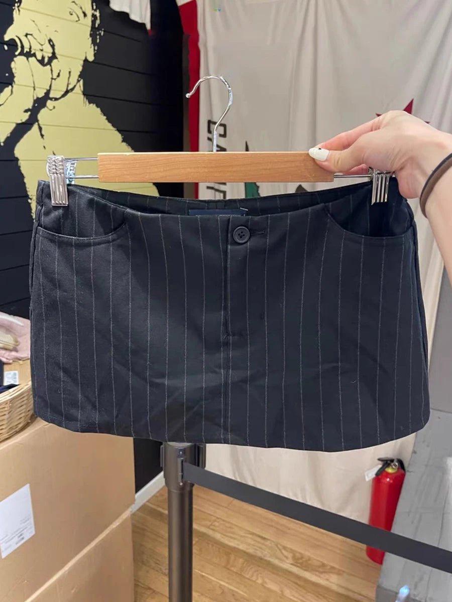 Women's Vintage Low Waist Denim Skirts Casual Chic Pockets A-line Mini Skirts - Chrissy's Eye