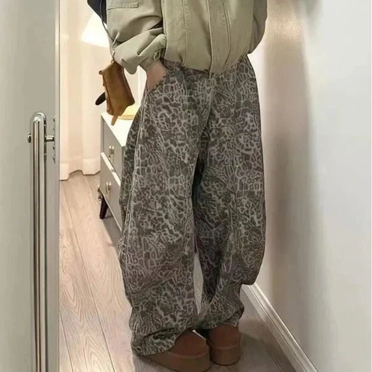 Women's High Waist, Wide Leg Jeans, Print Design, Loose Fit, Comfort Stretch - Chrissy's Eye