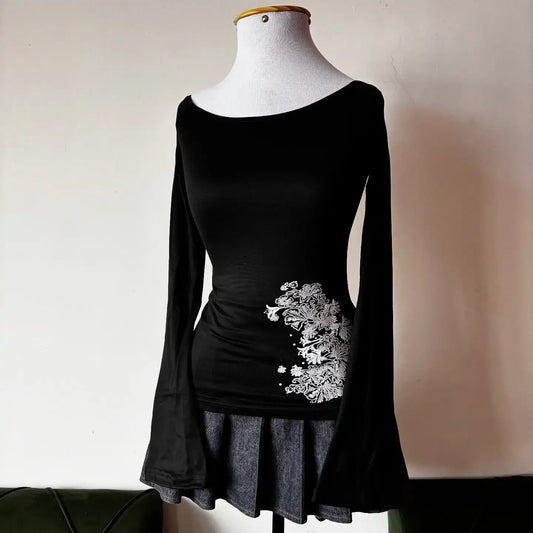 European and American Fashion New Floral Print Round Neck Long Sleeve Slim Fit Shirt Top Black Fine Striped T-Shirt - Chrissy's Eye