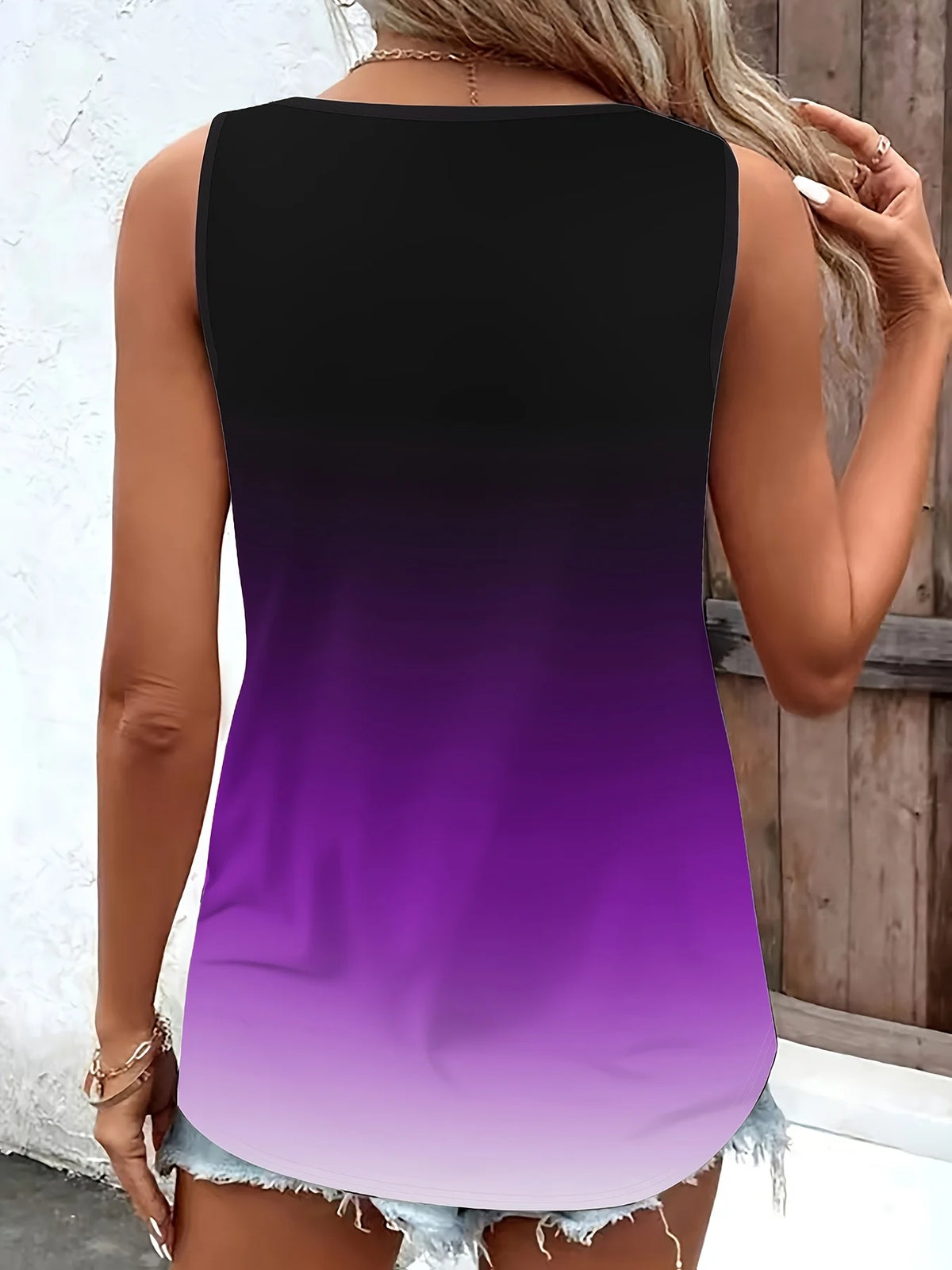 Plus Size Women's Gradient Tank Top with Stylish Ring Detail Comfortable Casual Wear Versatile Sleeveless Summer Blouse - Chrissy's Eye