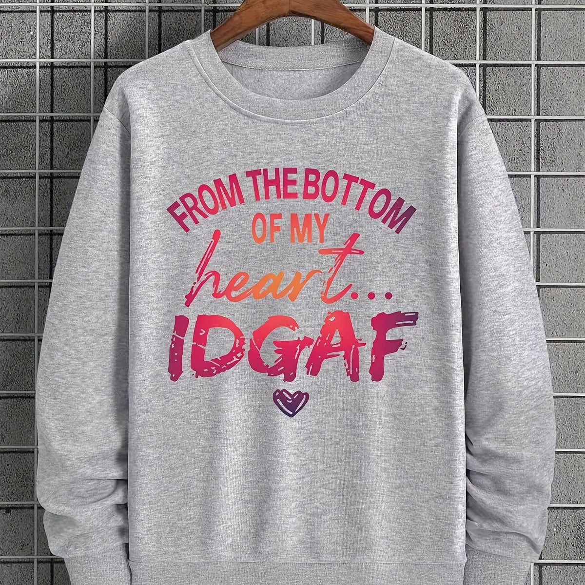 Women's autumn and winter long sleeved sportswear with letter graphic printing, comfortable round neck loose sweatshirt pullover - Chrissy's Eye