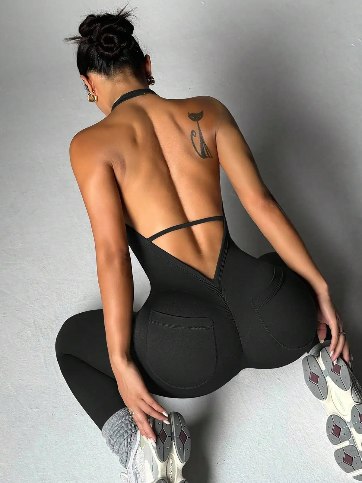 Women's solid color vest style seamless elastic sports jumpsuit with pocket design - Chrissy's Eye